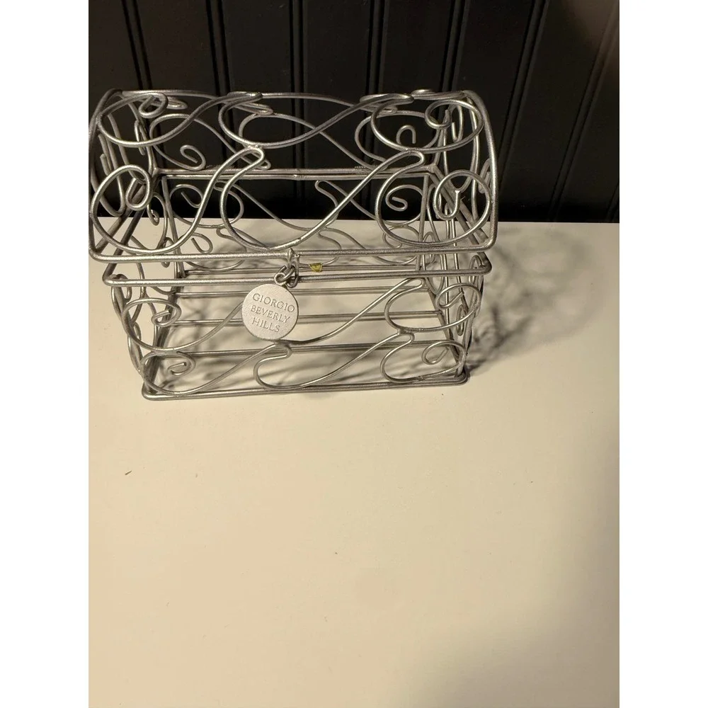 Giorgio Beverly Hills Silver Wire Scrollwork Treasure Chest Filigree Basket